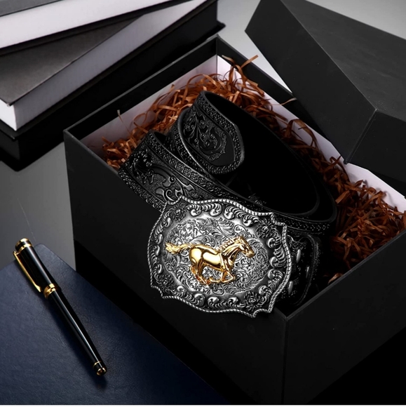 Western silver horse belt buckle with black belt - Picture 4 of 4